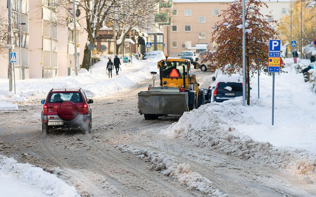 Minimalizace spotřeby soli a ochrana povrchů: strategie chytré zimní údržby